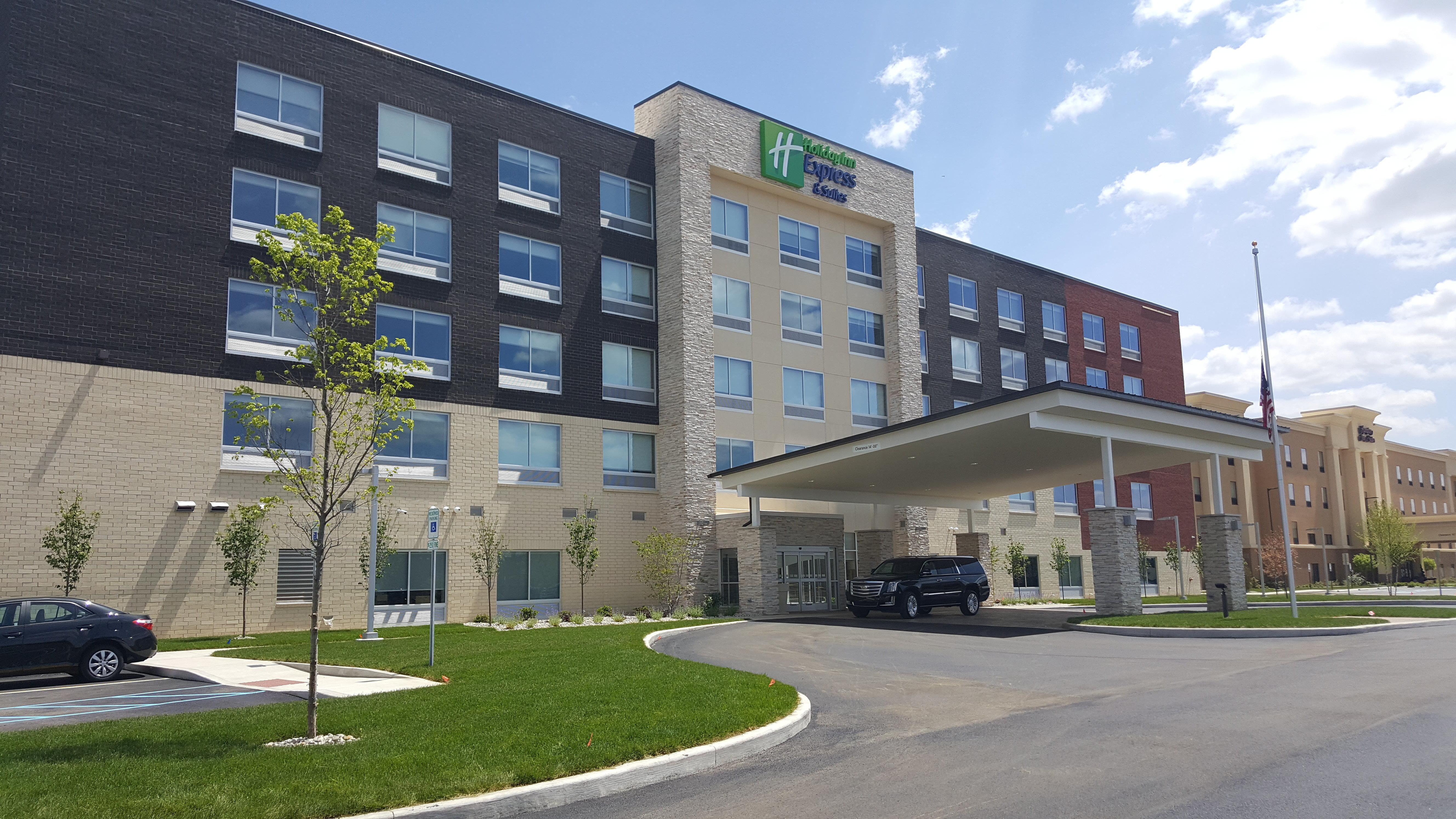 Holiday Inn Express & Suites Toledo West By Ihg Экстерьер фото