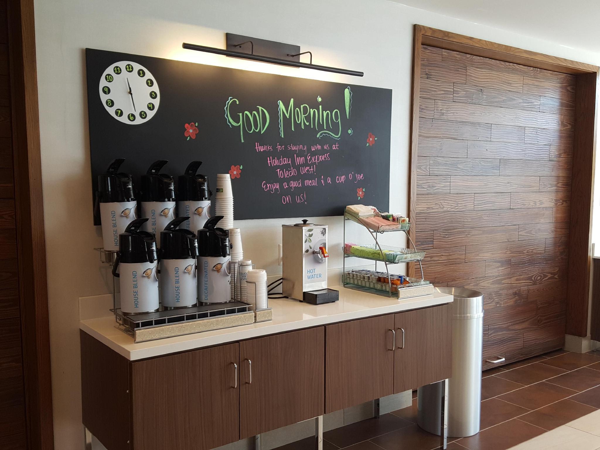 Holiday Inn Express & Suites Toledo West By Ihg Экстерьер фото