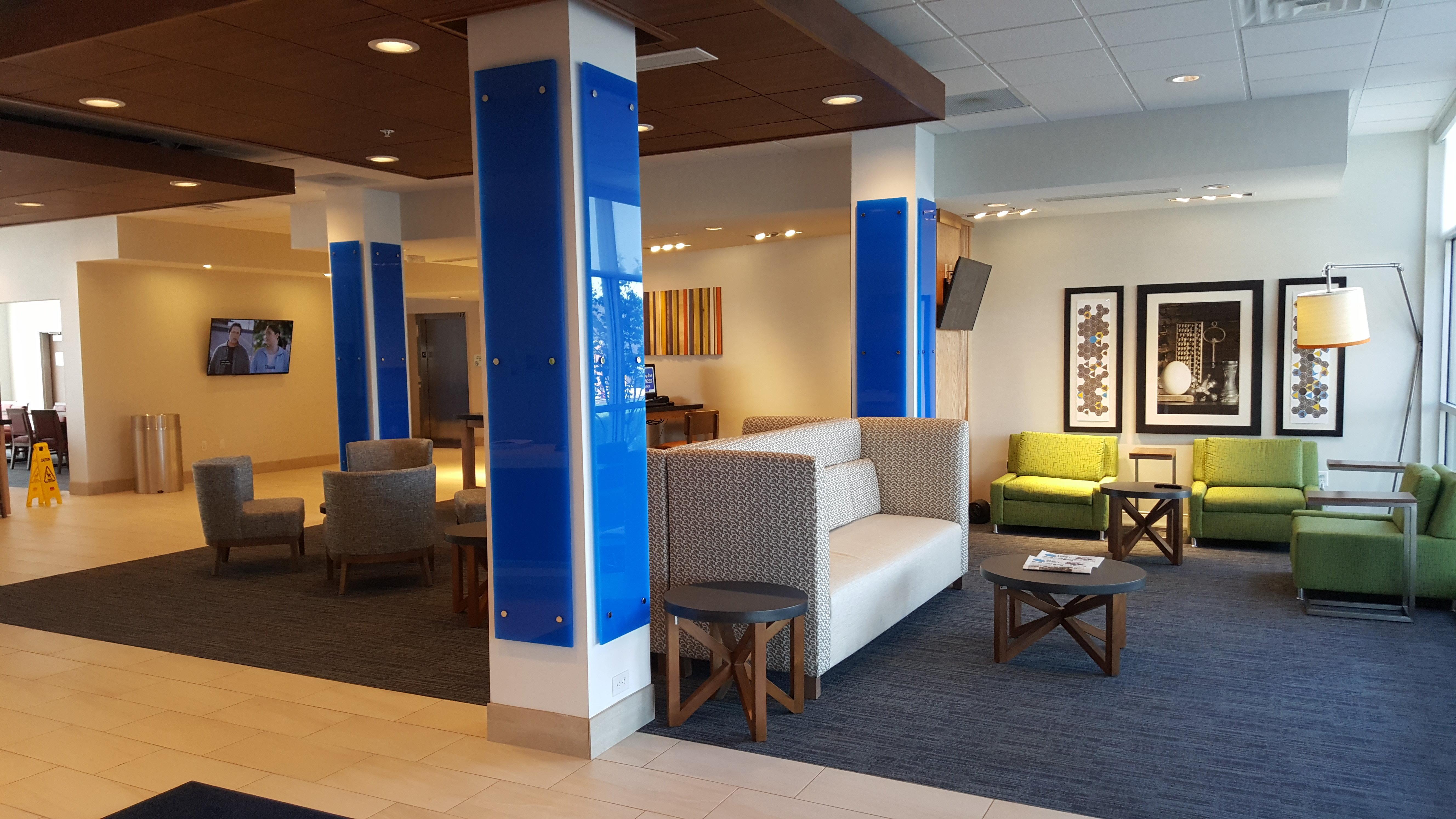 Holiday Inn Express & Suites Toledo West By Ihg Экстерьер фото