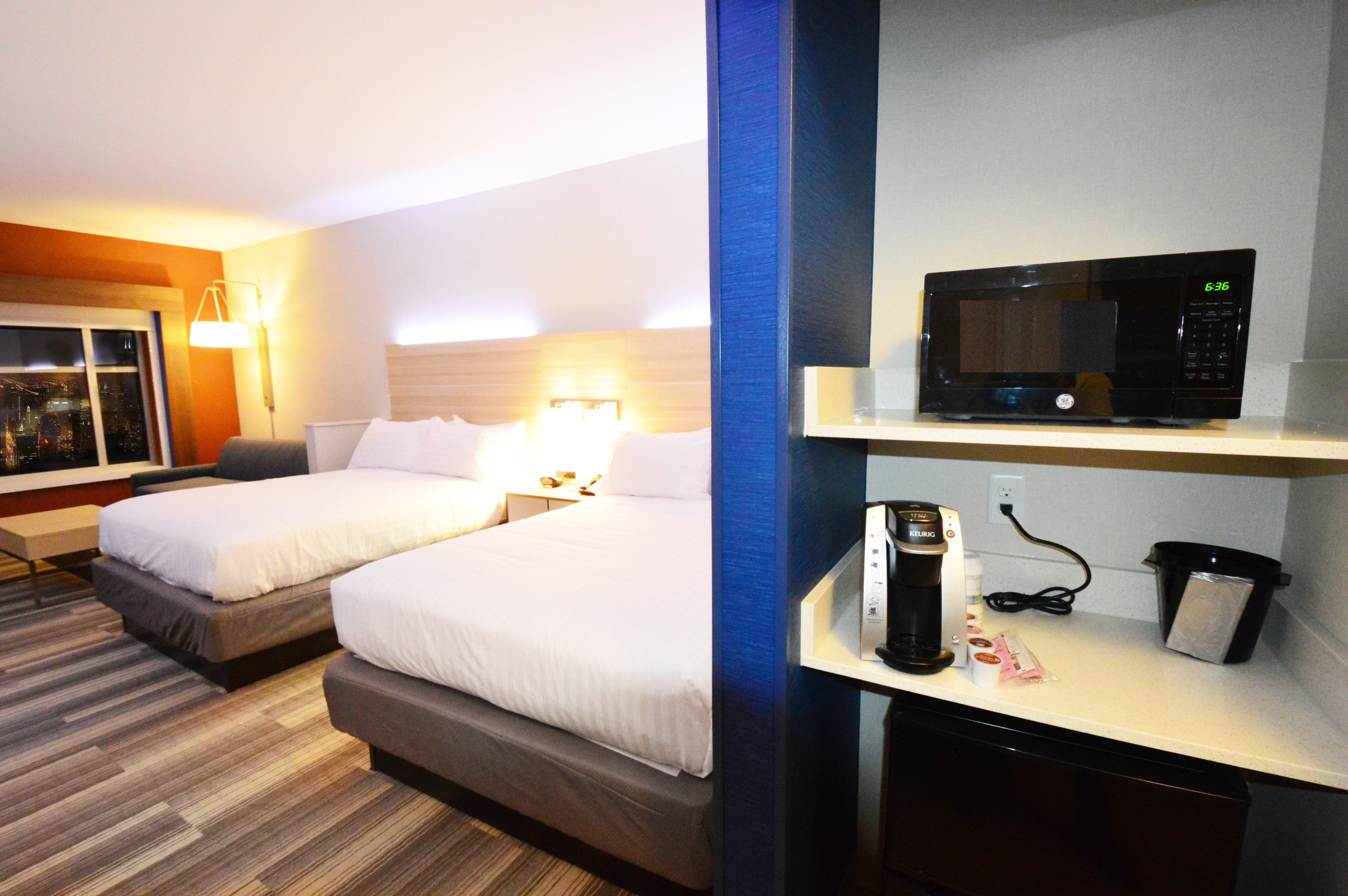 Holiday Inn Express & Suites Toledo West By Ihg Экстерьер фото