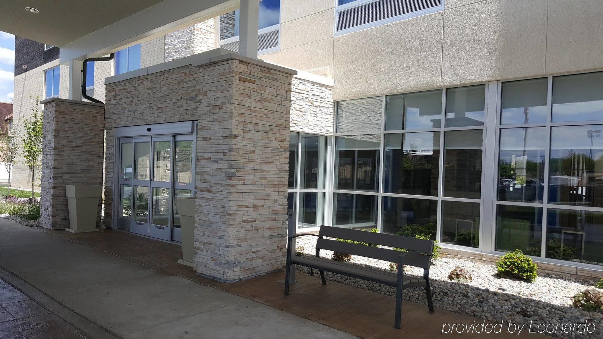 Holiday Inn Express & Suites Toledo West By Ihg Экстерьер фото